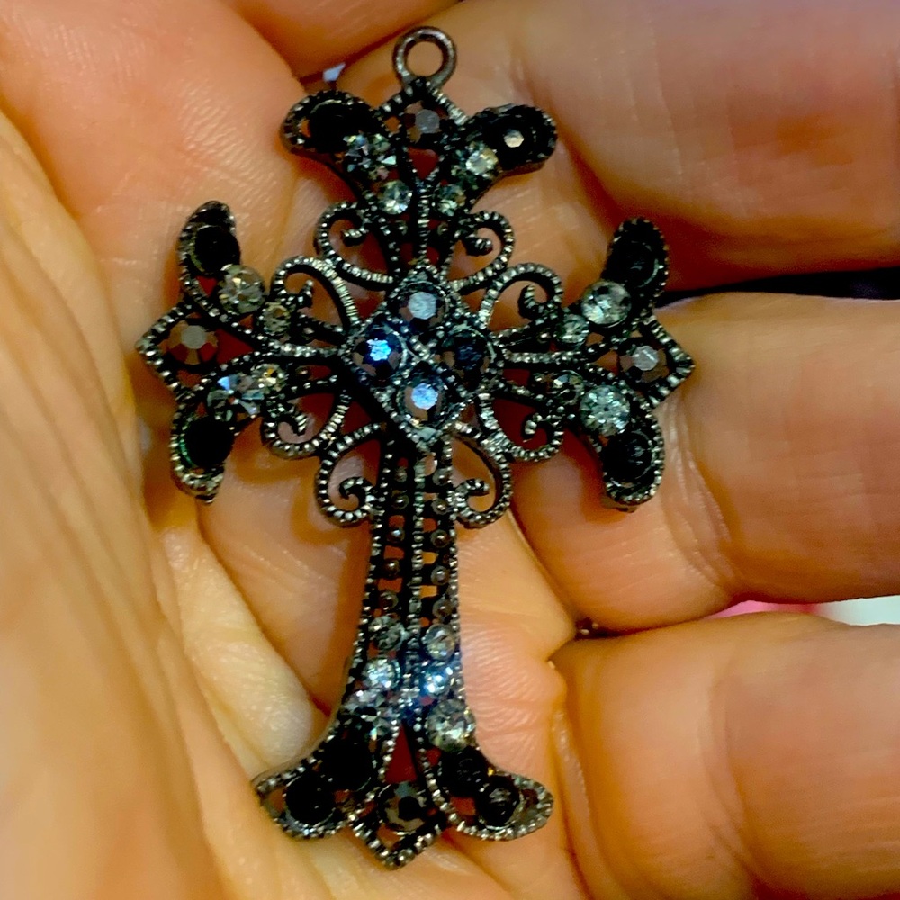 Potmetal shiny cross rhinestones vintage